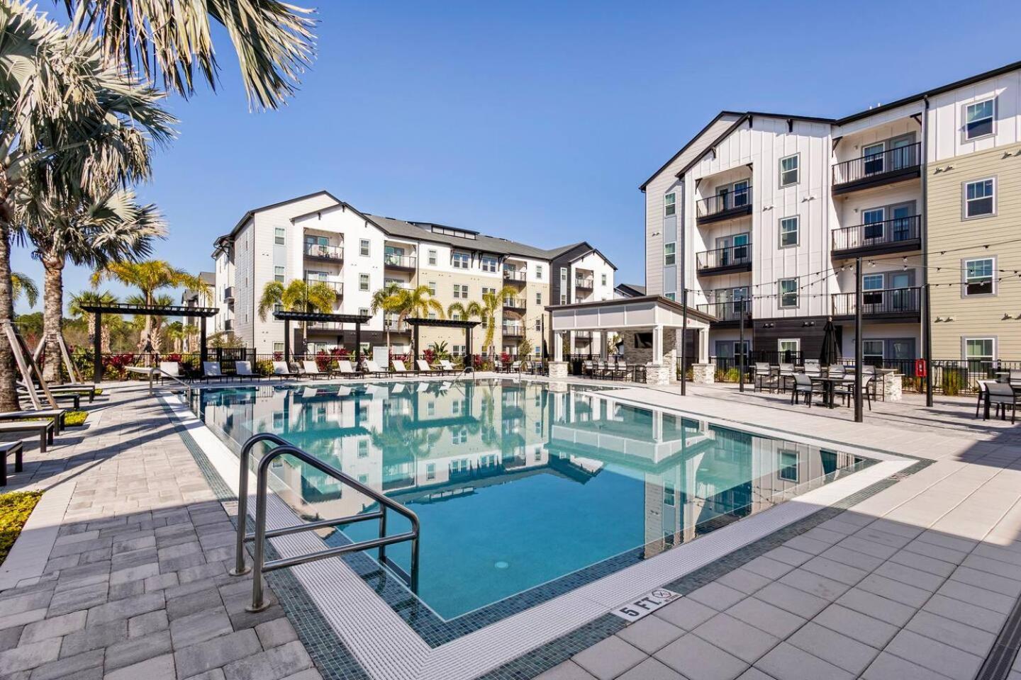 Complete Lush Green Apartment 10 Min To Parks Pets Allowed, Resort-Style Amenities Orlando Exterior photo
